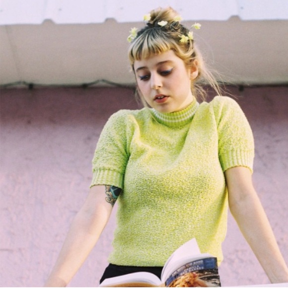 C I E R R A ⭐️ - Picture 1 of 1